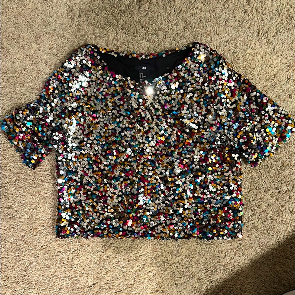 H&M Cropped Sequin Top *NWOT